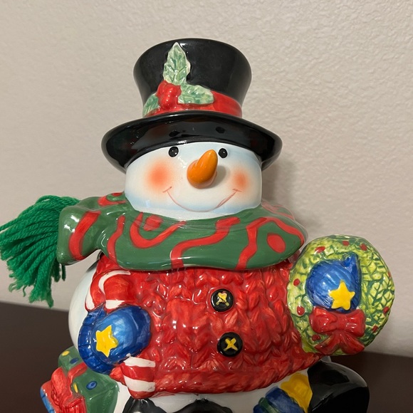 Vintage Sledding Snowman Cookie Jar - Picture 9 of 11